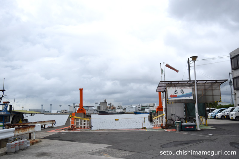 丸亀港 本島行きフェリー乗り場